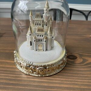 Bath and Body Disney candle pedestal